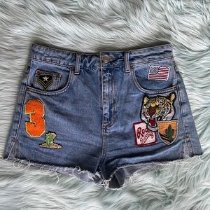 MOVING SALE! Topshop Denim Shorts - Size US6